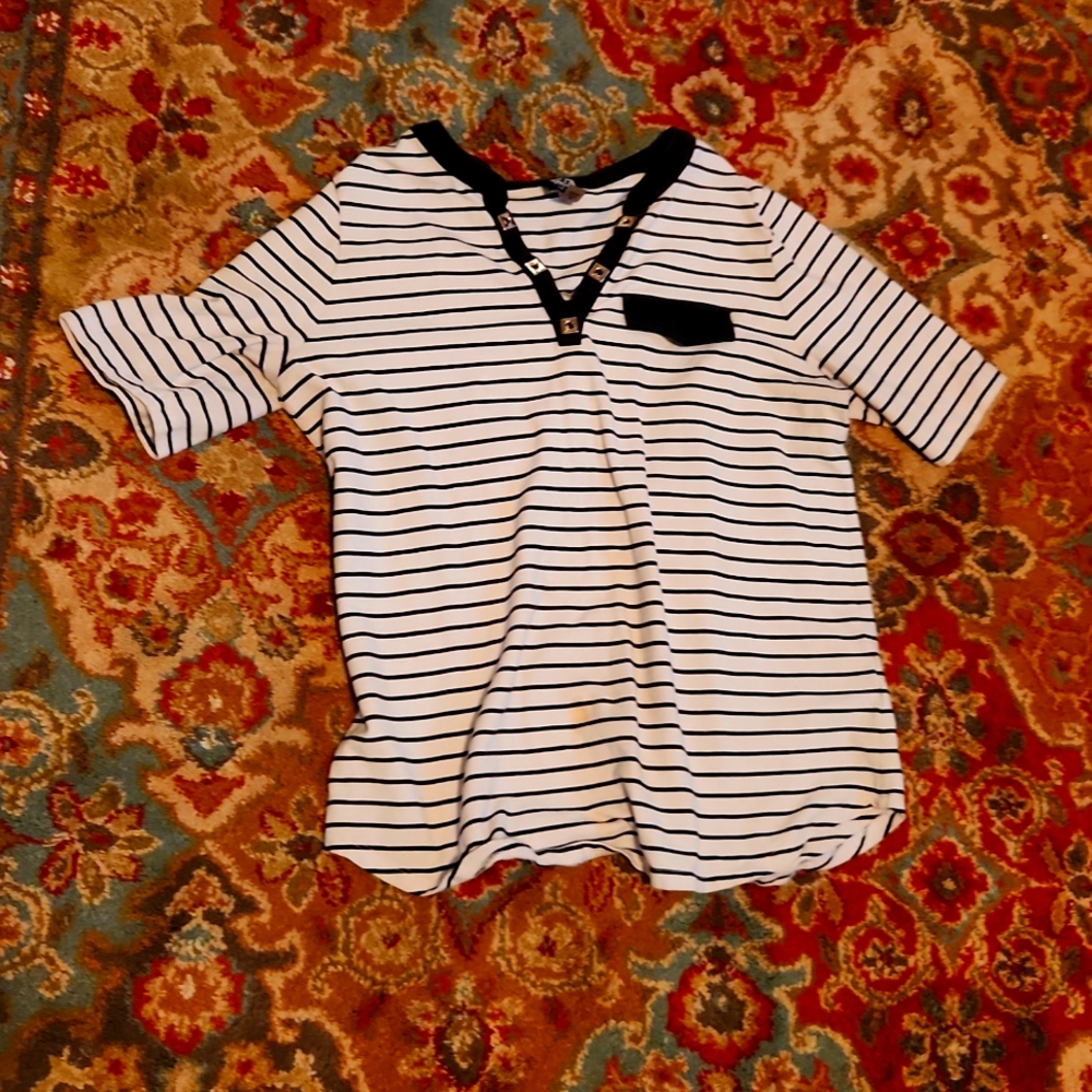 Anne Klein sport T Shirt Size M